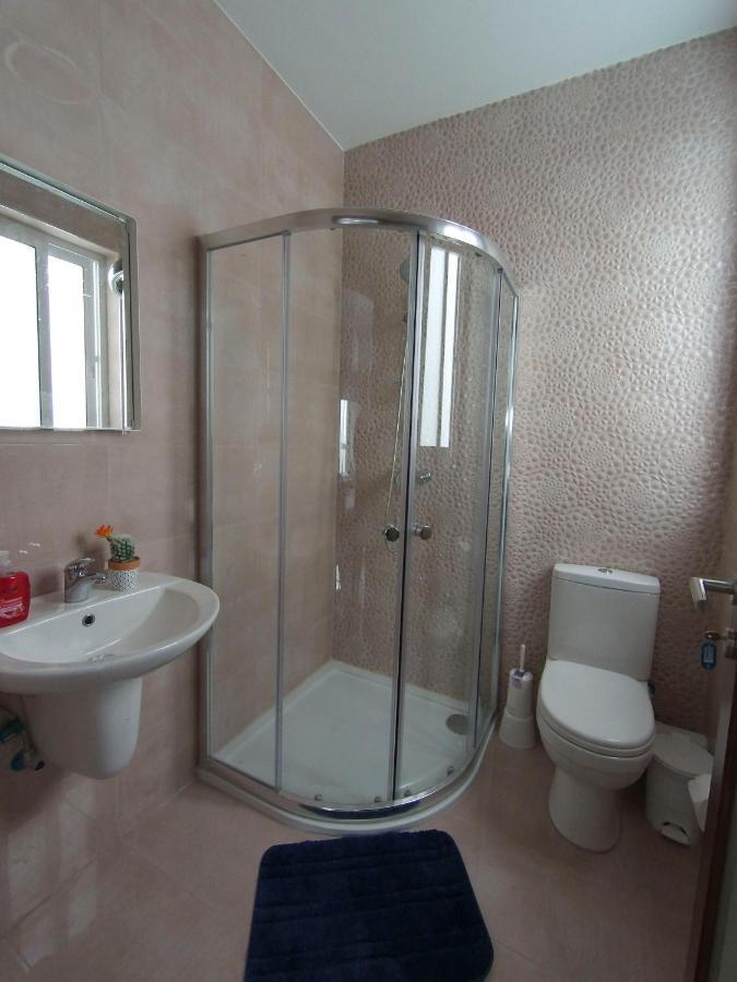 F7 Room 2, Private Bedroom Two Single Beds Shared Bathroom In Shared Flat Msida Zewnętrze zdjęcie
